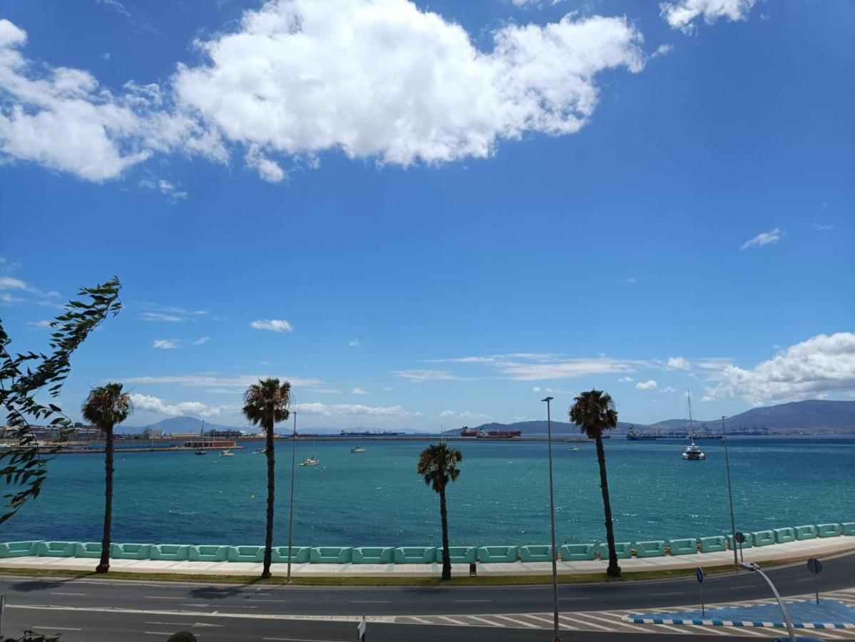 Vistas A 3 Paises Y 2 Continentes 1º Linea De Playa A 5 Minutos De Gibraltar Apartment La Línea de la Concepción Екстериор снимка